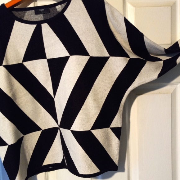 Tamar colorblock sweater. - Picture 1 of 4